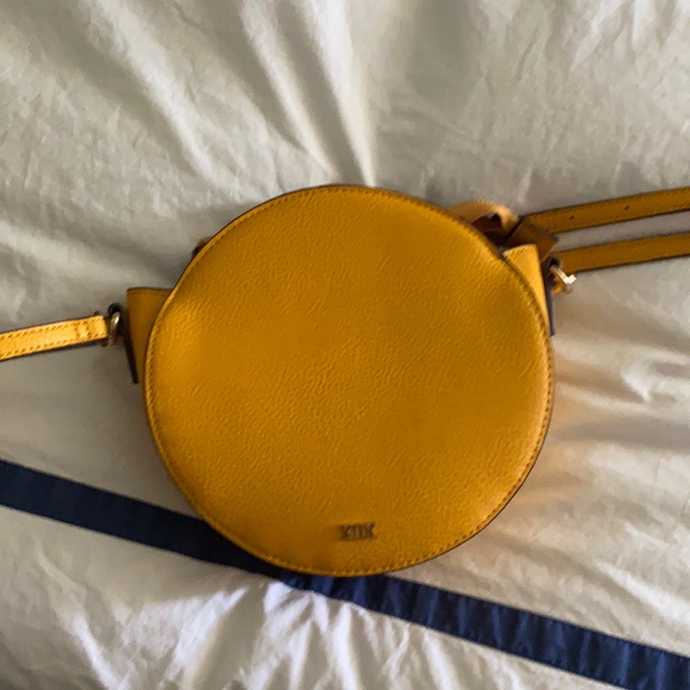 Collection XIIX Gold Crossbody Bag with Adjustable Strap and Minimalist Design